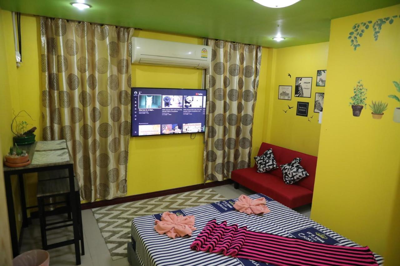 Interpartie Hotel (Adults Only) Bangkok Ngoại thất bức ảnh
