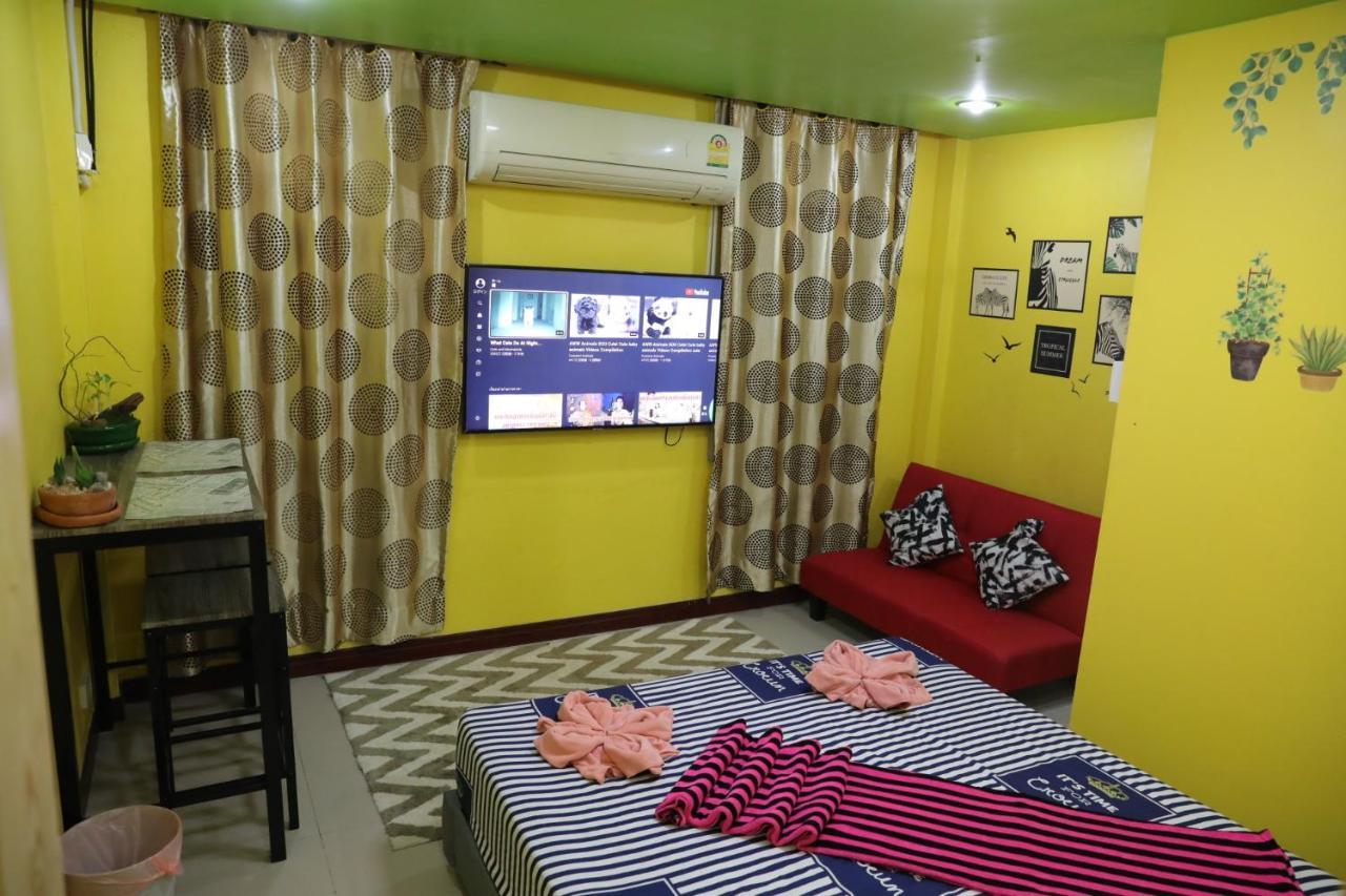 Interpartie Hotel (Adults Only) Bangkok Ngoại thất bức ảnh