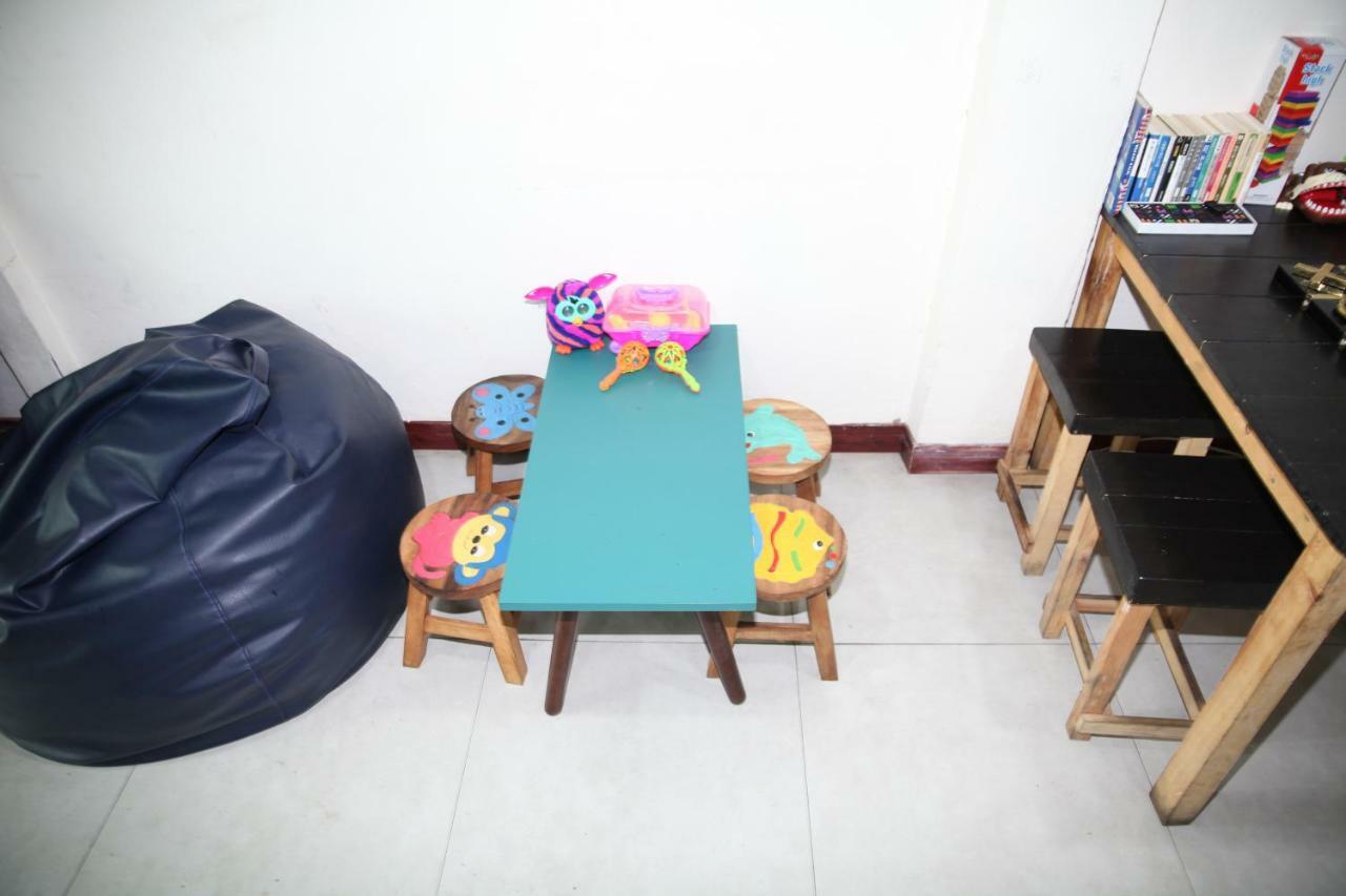 Interpartie Hotel (Adults Only) Bangkok Ngoại thất bức ảnh
